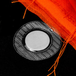 M-SEW-04, magneti da cucire 18 x 2 mm, con guaina rotonda in PVC