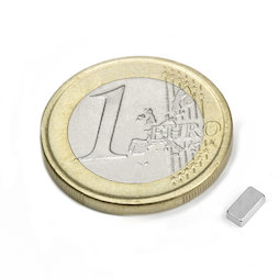 Q-05-2.5-1.5-HN, Parallelepipedo magnetico 5 x 2,5 x 1,5 mm, neodimio, 44H, nichelato
