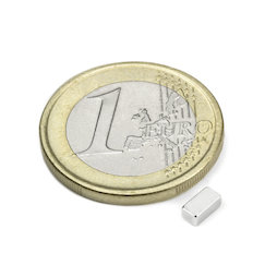 Q-05-2.5-02-HN, Parallelepipedo magnetico 5 x 2,5 x 2 mm, neodimio, 44H, nichelato