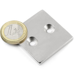 CS-Q-40-40-04-N, Parallelepipedo magnetico 40 x 40 x 4 mm, Con foro svasato, N35, nichelato