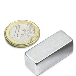 Q-30-12-12-Z, Parallelepipedo magnetico 30 x 12 x 12 mm, neodimio, N52, zincato