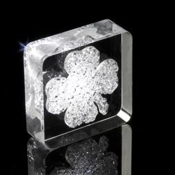 LIV-39, Lucky Diamond, fridge magnet Shamrock, with Swarovski crystals